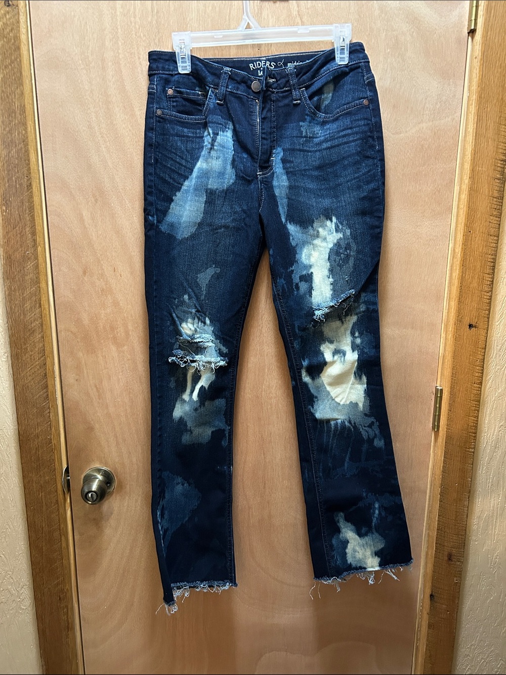 Riders by Lee Women's Dark Blue Distressed Bleach-Effect Straight Leg Jeans